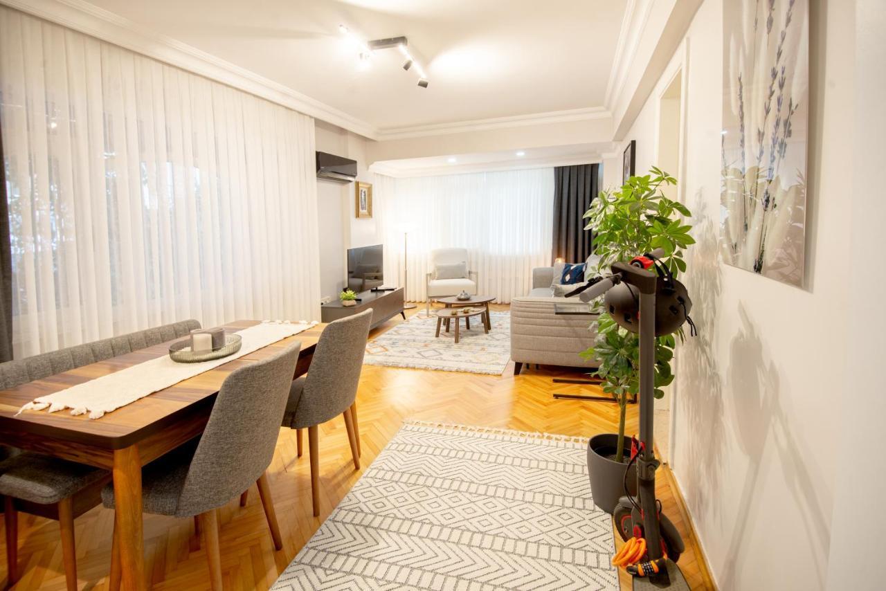 Charming Bagdat Avenue Hideaway, Near Marina Estambul